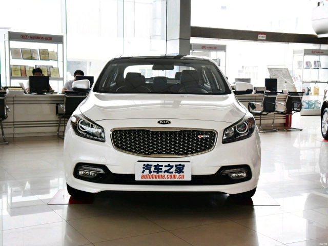 起亚K4限时特惠 跑滴滴利器