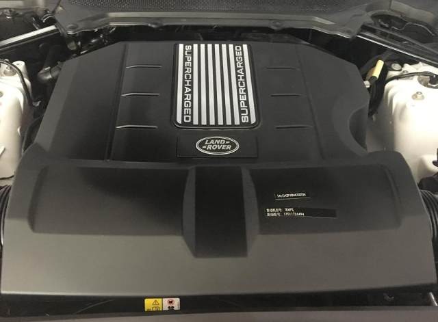 【2017款路虎揽胜行政版到店129.8万元起售】