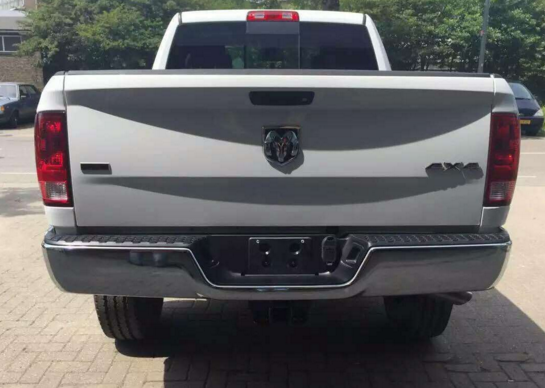 公羊2500 17款 5.7 SLT 本家现车 价格能谈36.