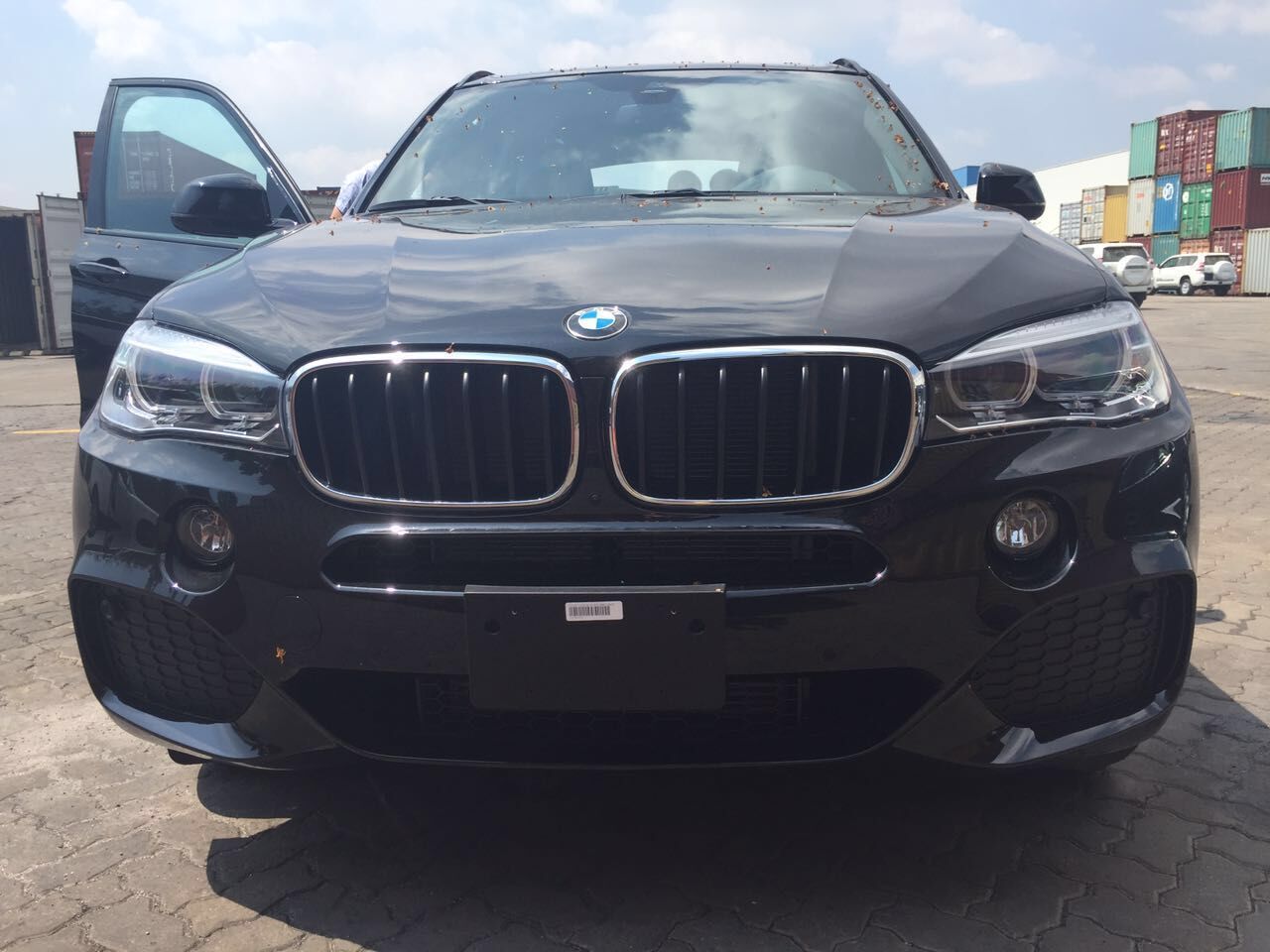 只限这两天16款x5&nbsp;黑/摩卡 7座,m运动包(黑金刚20寸m运动轮毂&