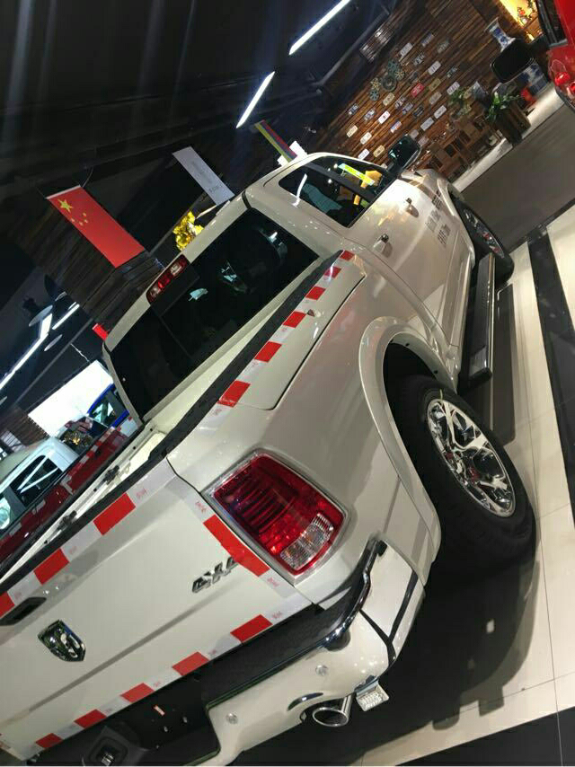 00万 -天津锦绣之星国际贸易有限公司