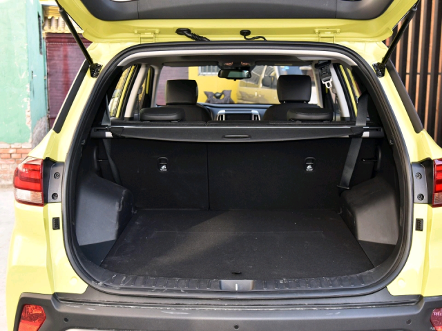 现代ix35 15款 2.0l 自动两驱智能 国v