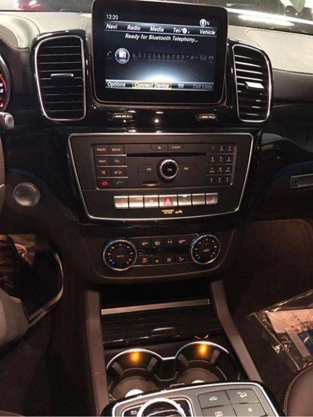 全部车型 奔驰gls450 18款 p01 外观包  18款奔驰gls450美版内饰部分