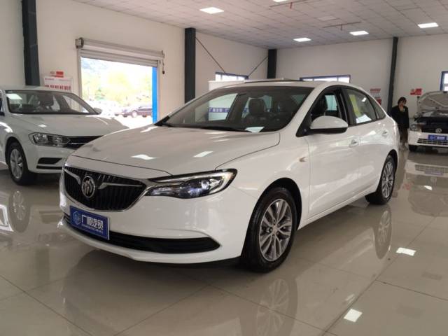 英朗18款 18t 自动精英