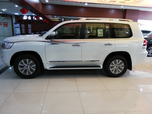 兰德酷路泽4600 18款 gxr 八气 底挂 无倒影