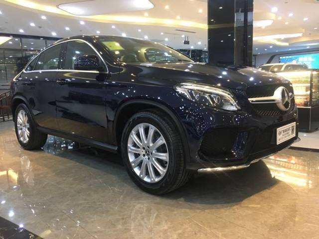 奔驰gle320 18款 轿跑suv
