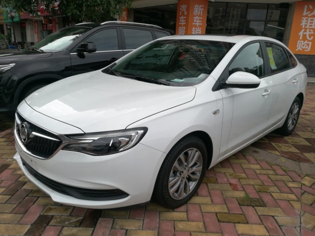 英朗18款 18t 自动精英