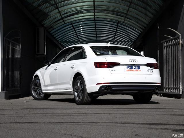 奥迪a4l 18款 30周年 40 进取