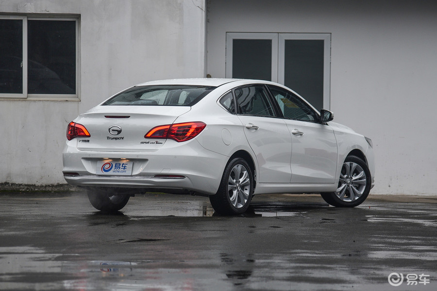 传祺ga6 16款 235t 手动舒适