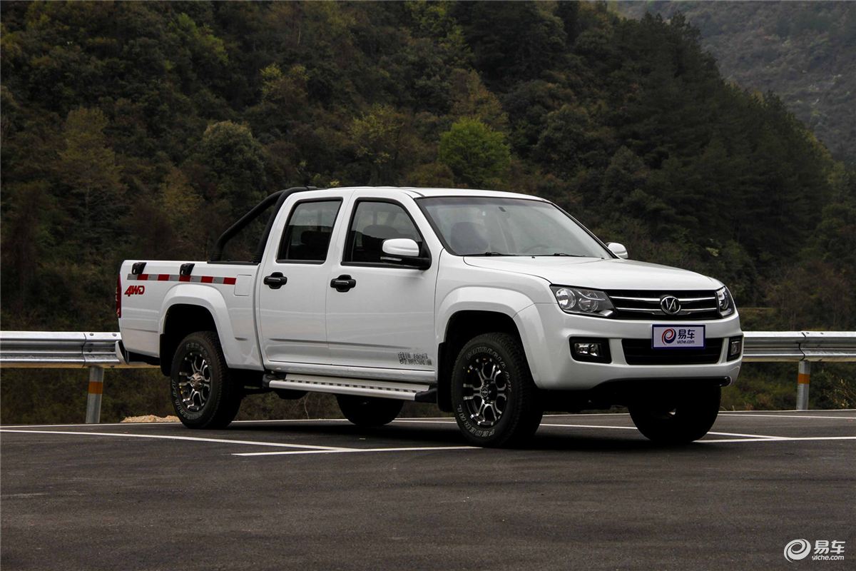 骐铃t7 17款 2.2l plus四驱至尊标准轴距v22