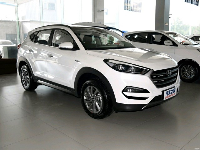 店铺主页 全部车型 途胜15款 1.