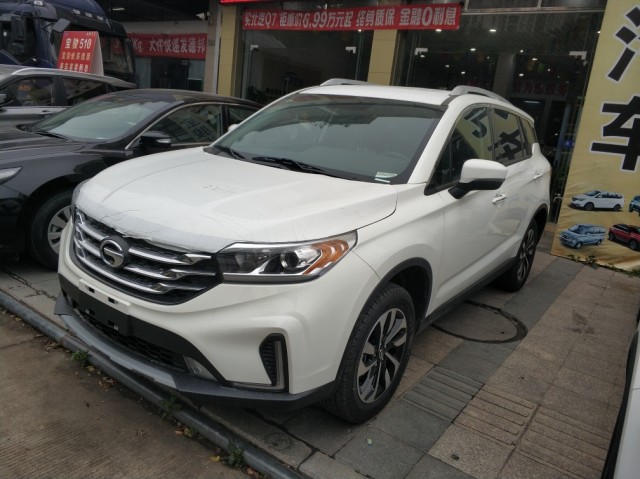 传祺gs4 18款 235t 自动两驱精英百万纪念