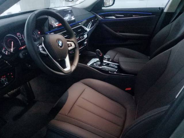 宝马525li 18款 改款 豪华