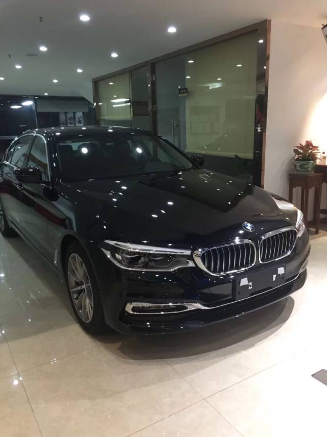 宝马530le 19款 先锋