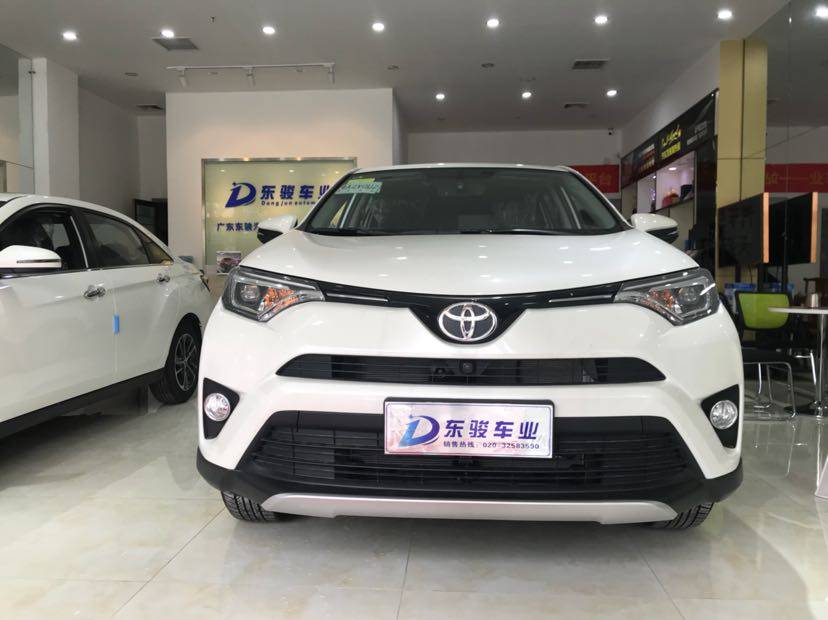 RAV4荣放 19款 2.0L CVT两驱智尚 国VI