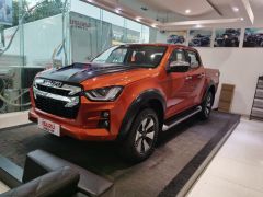 “D-MAX