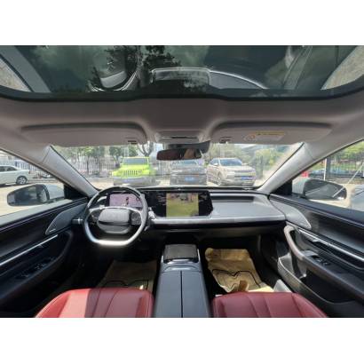 小鹏汽车P7 22款 480E+车源实拍