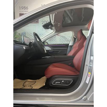 小鹏汽车P7 22款 480E+车源实拍