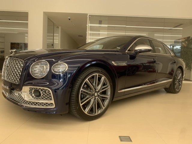 飞驰插电混动 24款 2.9T V6 Hybrid Mulliner