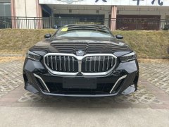  宝马5系 2024款 530Li 领先型 M运动套装